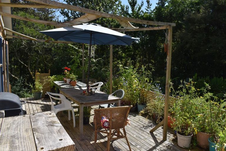 Photo of property in 40 Kaitawa Road, Hautere, Otaki, 5582