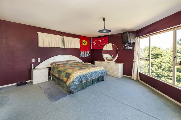 Photo of property in 53 Ribbonwood Crescent, Goodwood Heights, Auckland, 2105