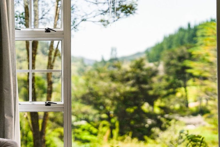 Photo of property in 298 Mangaone Road, Reikorangi, Waikanae, 5391