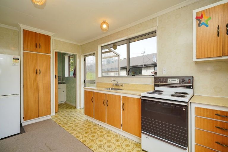 Photo of property in 74 Durham Street, Winton, 9720