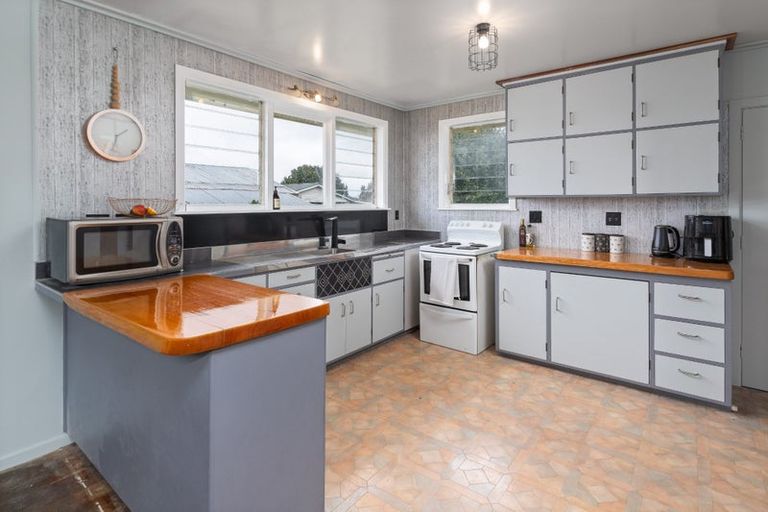 Photo of property in 19 Solway Crescent, Solway, Masterton, 5810