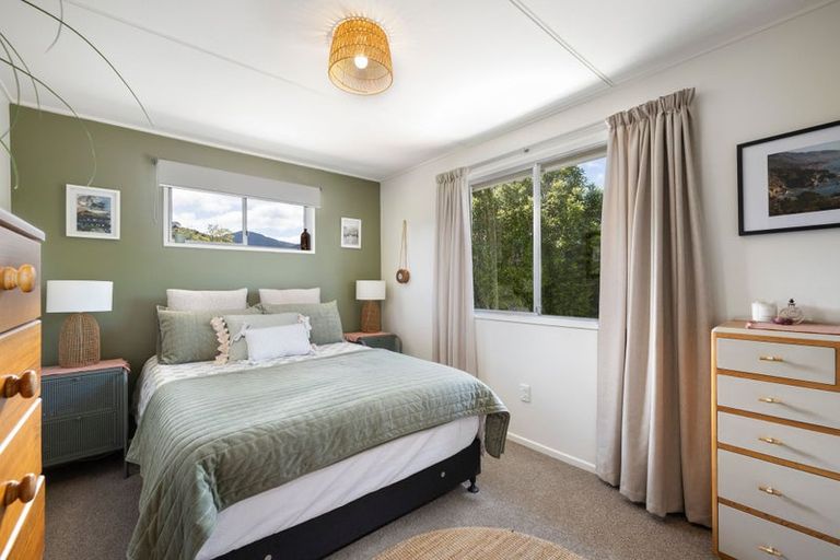 Photo of property in 13 Farrier Grove, Featherston, 5710