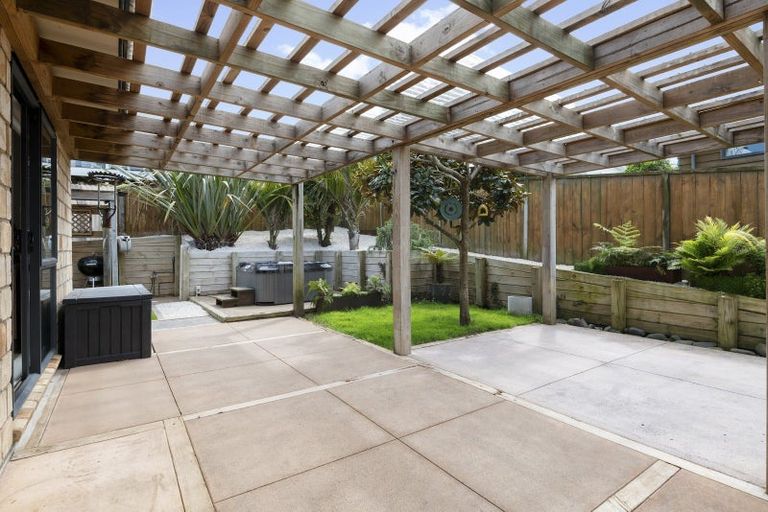 Photo of property in 16 Burwood Terrace, Gulf Harbour, Whangaparaoa, 0930