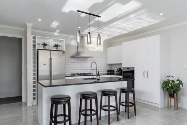 Photo of property in 55b Dublin Street, Martinborough, 5711