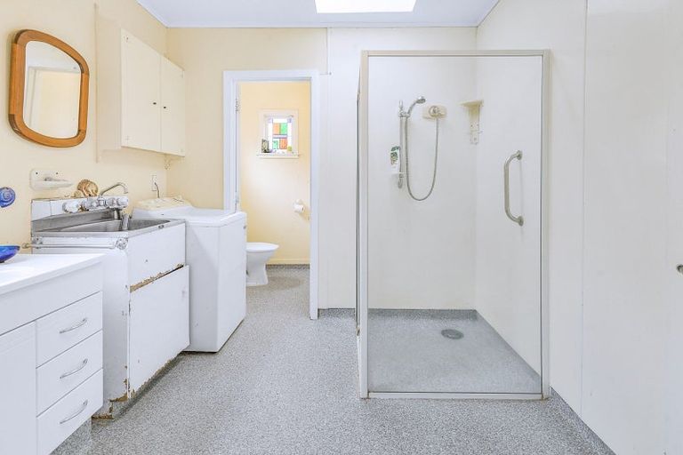 Photo of property in 257 Waiwera Street, Kawhia, 3889