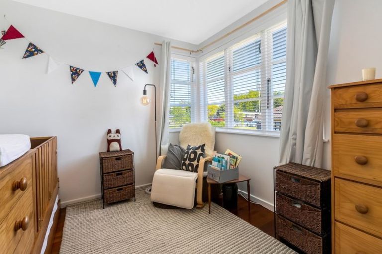 Photo of property in 3 Cadman Avenue, Waterview, Auckland, 1026