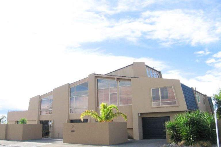 Photo of property in 7 Nott Street, Westshore, Napier, 4110