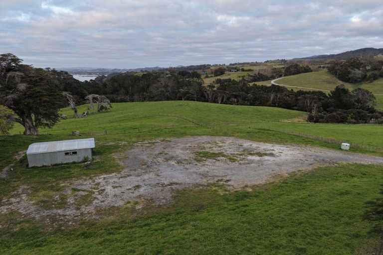 Photo of property in 54 Kourataki Road, Leigh, Warkworth, 0985