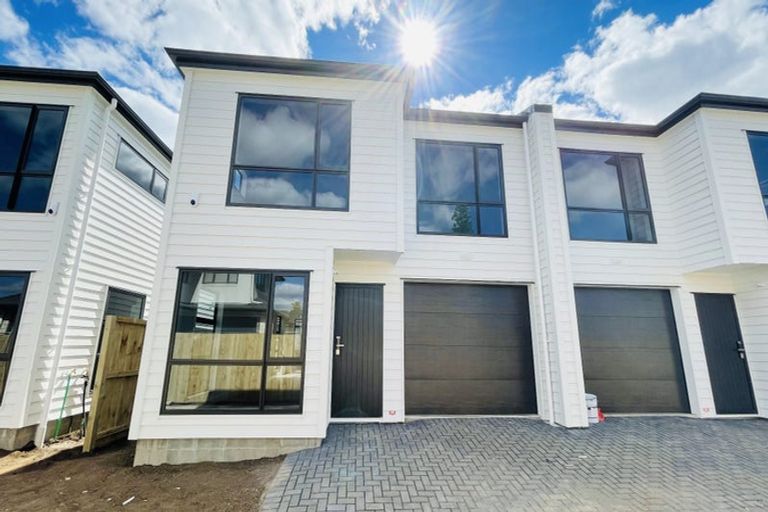 Photo of property in 127b Russell Road, Manurewa, Auckland, 2102