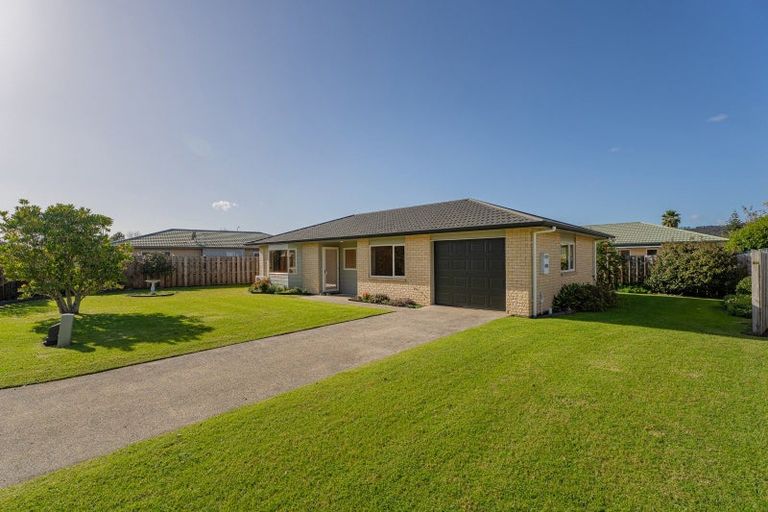Photo of property in 8 Seascape Avenue, Whitianga, 3510