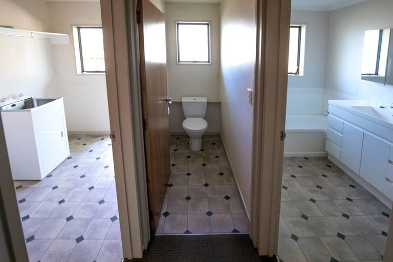 Photo of property in 654 Main North Road, Belfast, Christchurch, 8051