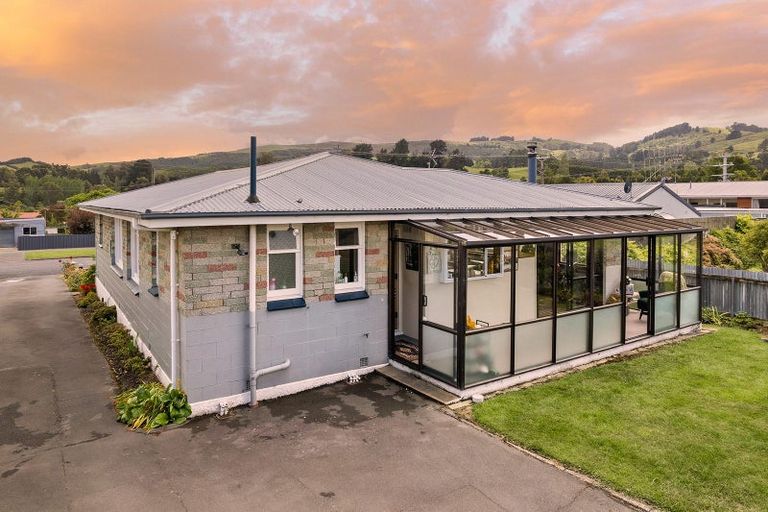 Photo of property in 2 Mckinlay Road, Abbotsford, Dunedin, 9018