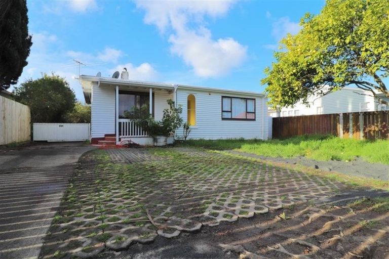 Photo of property in 320 Mount Albert Road, Mount Roskill, Auckland, 1041