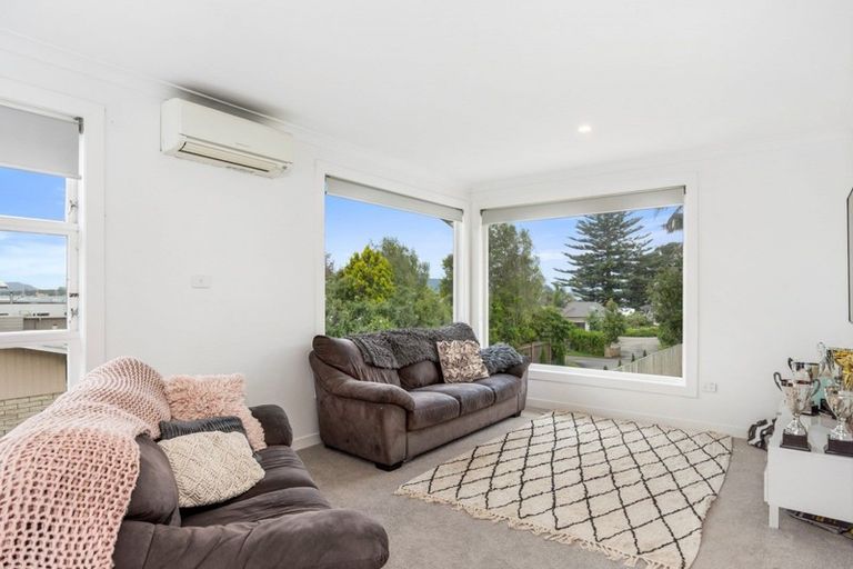 Photo of property in 6 Beach Grove, Omokoroa, 3114