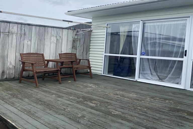 Photo of property in 160 Wainuiomata Road, Wainuiomata, Lower Hutt, 5014