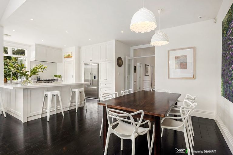 Photo of property in 17b Homewood Avenue, Karori, Wellington, 6012