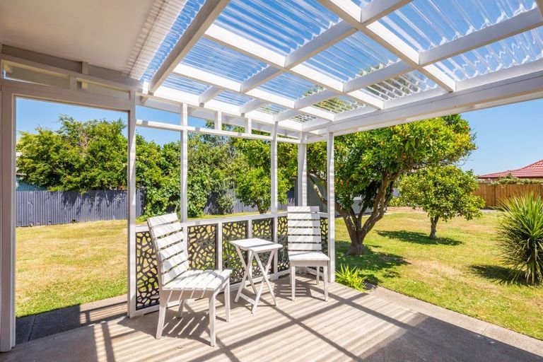 Photo of property in 28 Mahoe Street, Levin, 5510