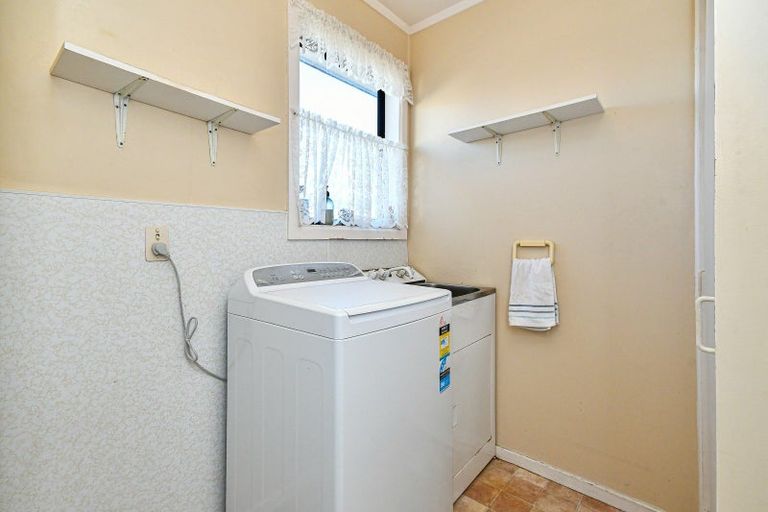 Photo of property in 8 Capella Place, Manurewa, Auckland, 2102