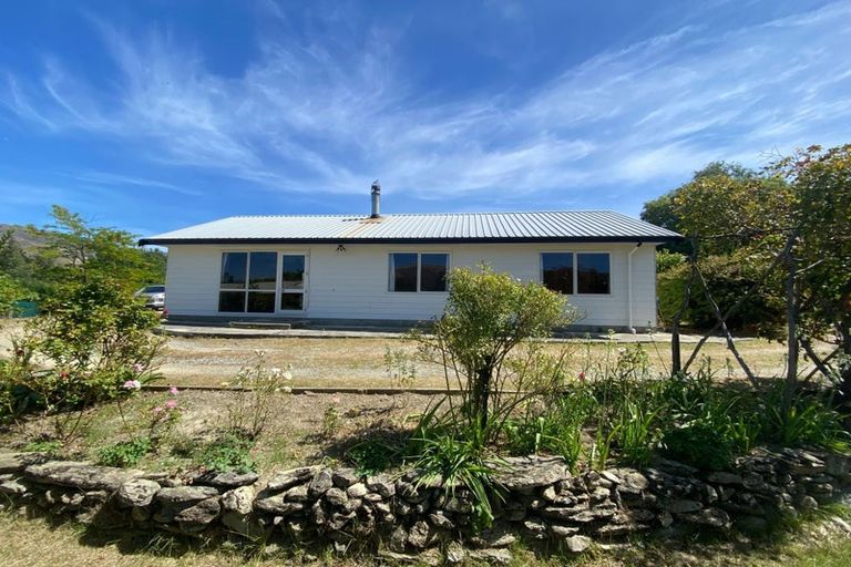 Photo of property in 15 Ritchie Lane, Bannockburn, Cromwell, 9384