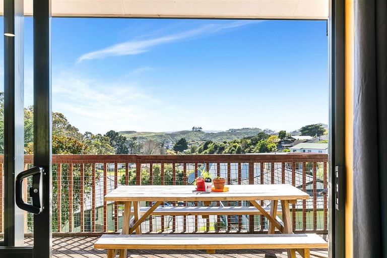 Photo of property in 18c Rose Street, Ranui, Porirua, 5024