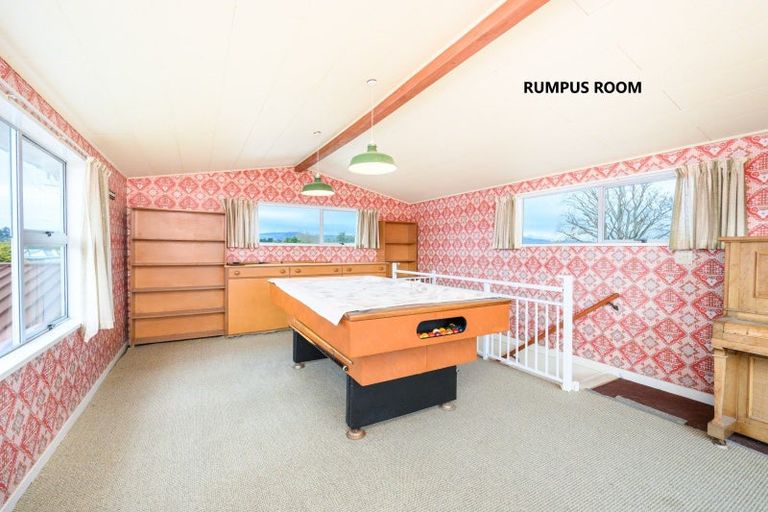 Photo of property in 24 Wikiriwhi Crescent, Awapuni, Palmerston North, 4412