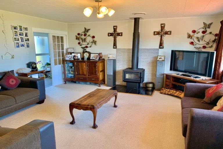 Photo of property in 5 Renata Road, Otaki, 5512