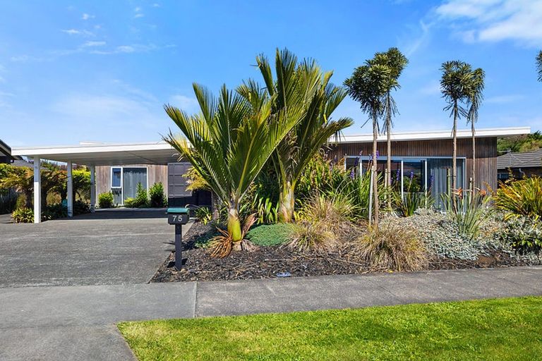 Photo of property in 75 Links Drive, Waiwhakaiho, New Plymouth, 4312