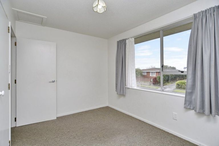 Photo of property in 1/3 James Condon Place, Redwood, Christchurch, 8051