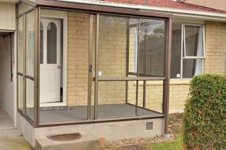 Photo of property in 2/16 Seymour Street, Hornby, Christchurch, 8042