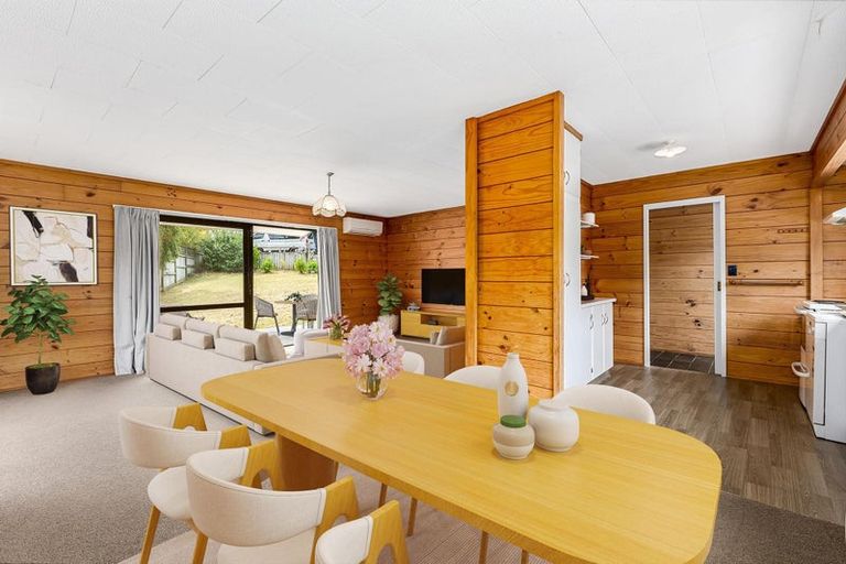 Photo of property in 47 Albatross Close, Whitby, Porirua, 5024