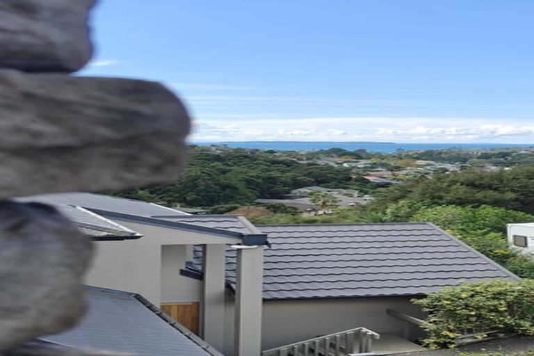 Photo of property in 1 Glenreagh Place, Torbay, Auckland, 0630