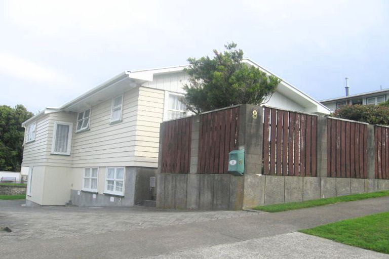 Photo of property in 8 Cypress Drive, Maungaraki, Lower Hutt, 5010