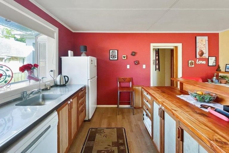 Photo of property in 21 Norrie Street, Bader, Hamilton, 3206