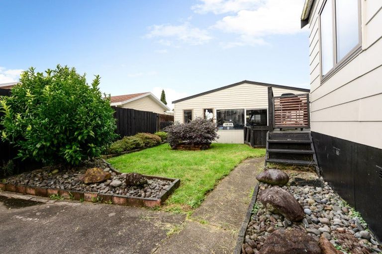 Photo of property in 3 Jasmine Avenue, Dinsdale, Hamilton, 3204