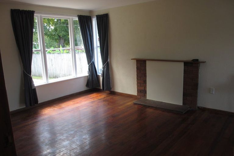 Photo of property in 440 West Coast Road, Glen Eden, Auckland, 0602