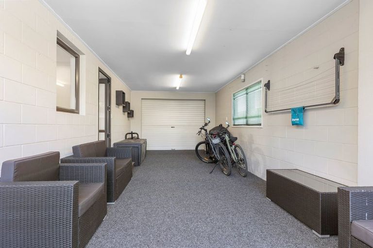 Photo of property in 918b Papamoa Beach Road, Papamoa Beach, Papamoa, 3118