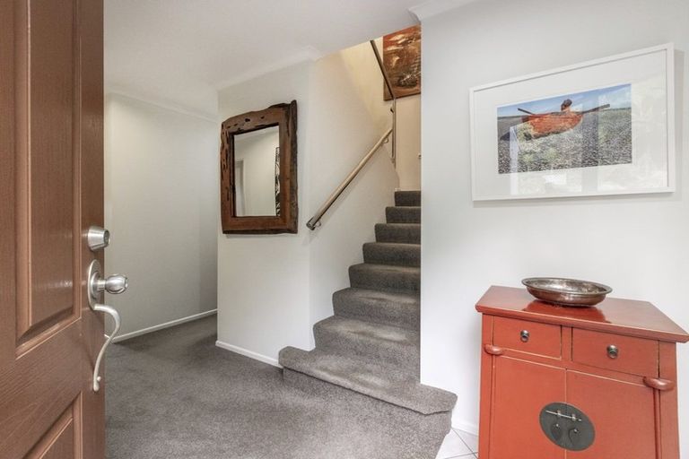 Photo of property in 151 Milton Road, Bluff Hill, Napier, 4110