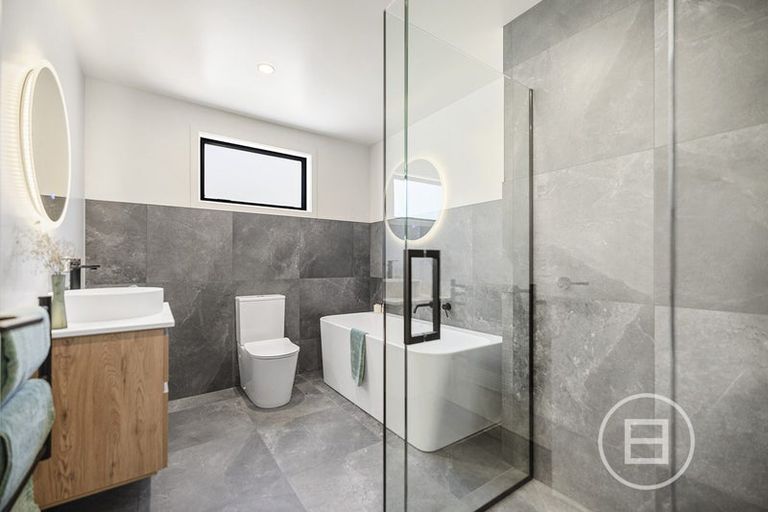 Photo of property in 45a Mcadam Drive, Jacks Point, Queenstown, 9371