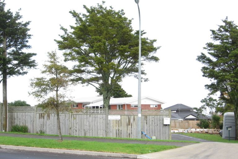 Photo of property in 22a Wairere Road, The Gardens, Auckland, 2105