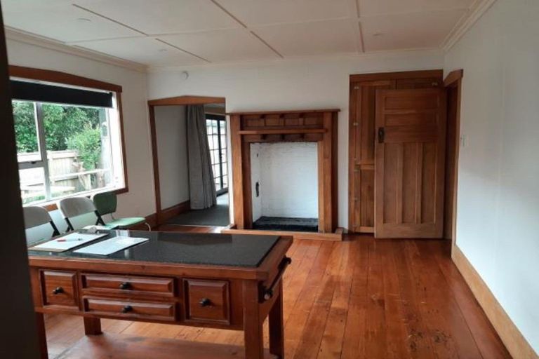 Photo of property in 264 Tukapa Street, Hurdon, New Plymouth, 4310