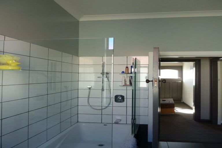 Photo of property in 70 Tainui Road, Tainui, Dunedin, 9013