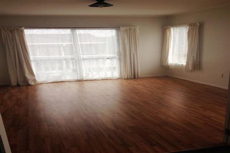 Photo of property in 8a Parsons Glen, Karori, Wellington, 6012