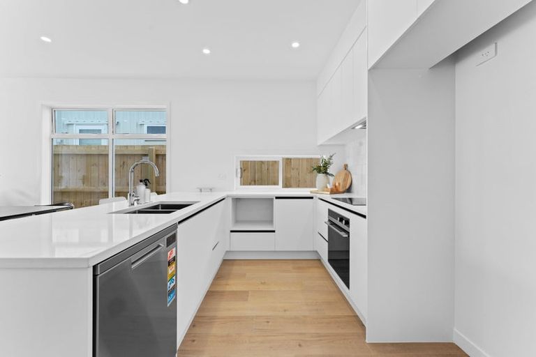 Photo of property in 10c Abercrombie Street, Howick, Auckland, 2014