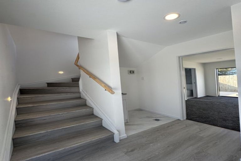 Photo of property in 12c Elcoat Avenue, Te Atatu South, Auckland, 0610