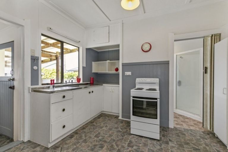 Photo of property in 12 Jellicoe Avenue, Tuakau, 2121