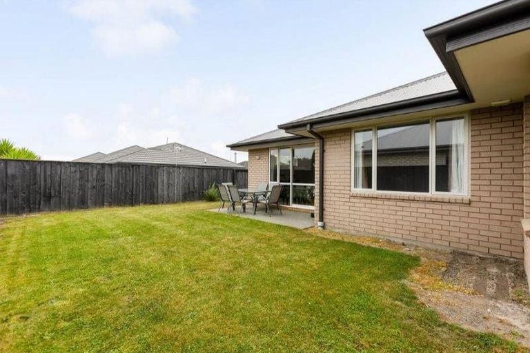 Photo of property in 16 Puaka Street, Pegasus, 7612