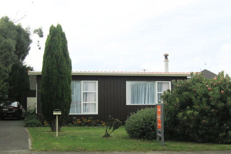 Photo of property in 3 Bahama Crescent, Paraparaumu Beach, Paraparaumu, 5032