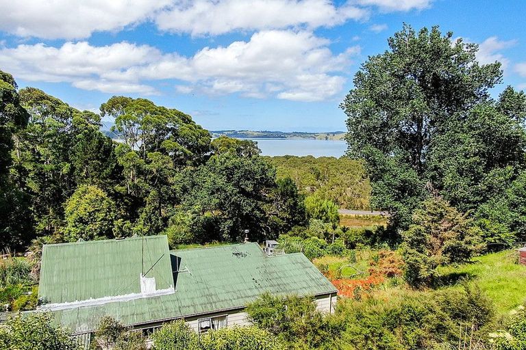 Photo of property in 192 West Coast Road, Kohukohu, 0491