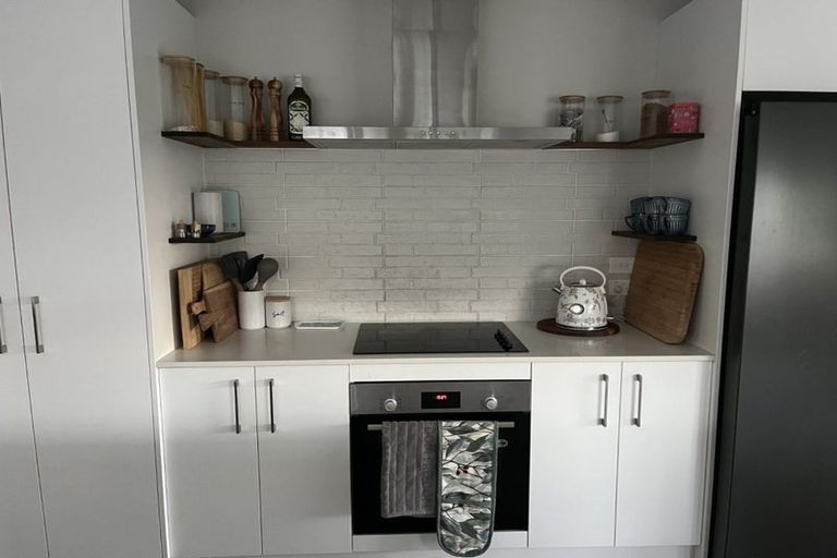 Photo of property in 35 Nobilo Road, Kumeu, 0810