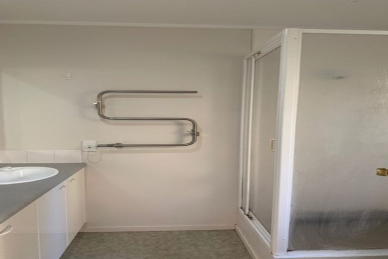 Photo of property in 1/15 Sligo Place, Somerville, Auckland, 2014